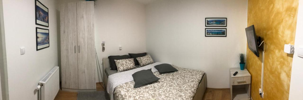 Tepic Garni Hotel Temerin Zewnętrze zdjęcie