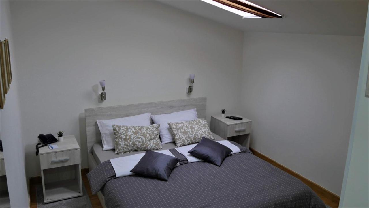 Tepic Garni Hotel Temerin Zewnętrze zdjęcie
