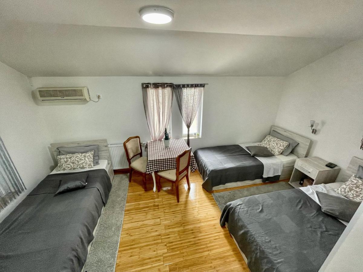 Tepic Garni Hotel Temerin Zewnętrze zdjęcie