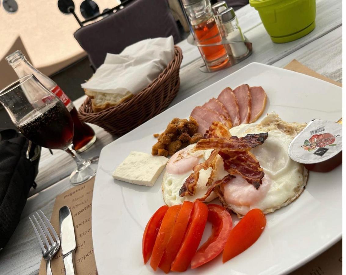 Tepic Garni Hotel Temerin Zewnętrze zdjęcie